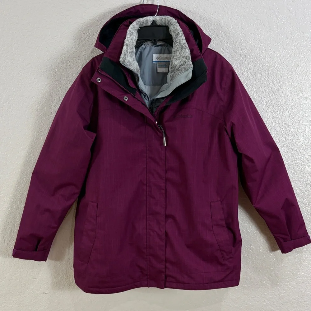Columbia Maroon Hooded Jacket - Picture 1 of 17
